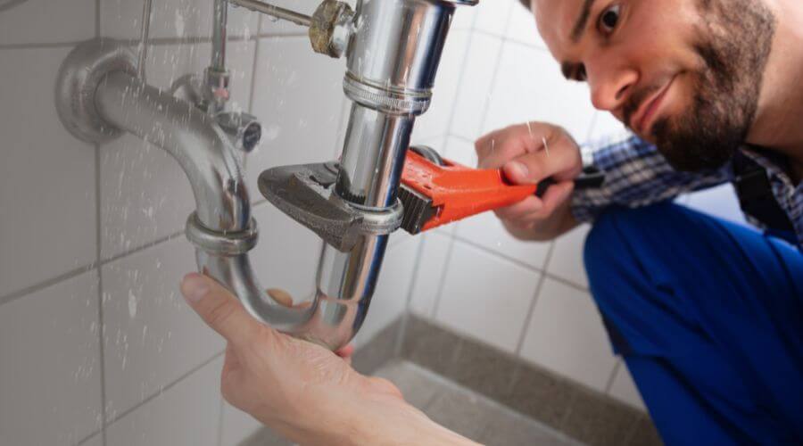Professional same day plumber services in Mathis, TX